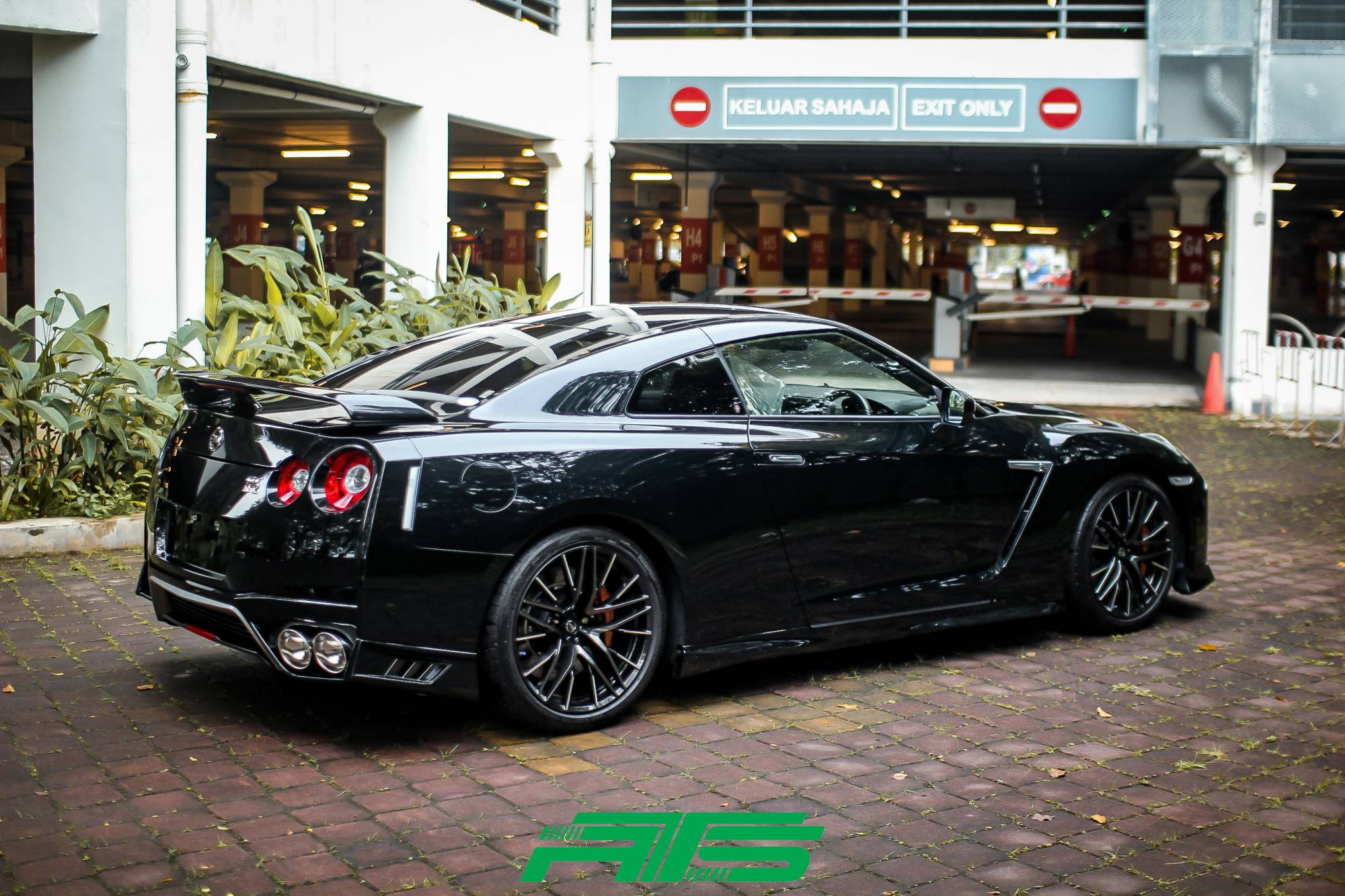 Nissan GT-R R35 Japan Specs (2020) Unregistered